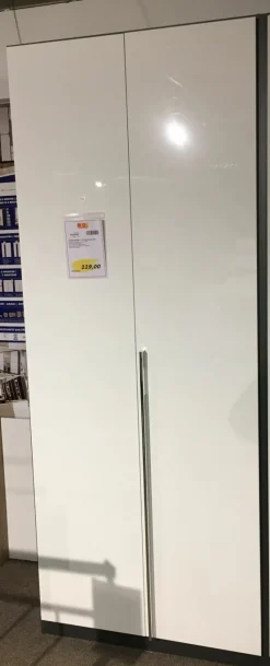 Rauch Armoires À Vêtements<Armoire à portes battantes ESSENSA