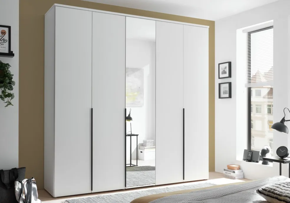Armoire à portes battantes KEVO