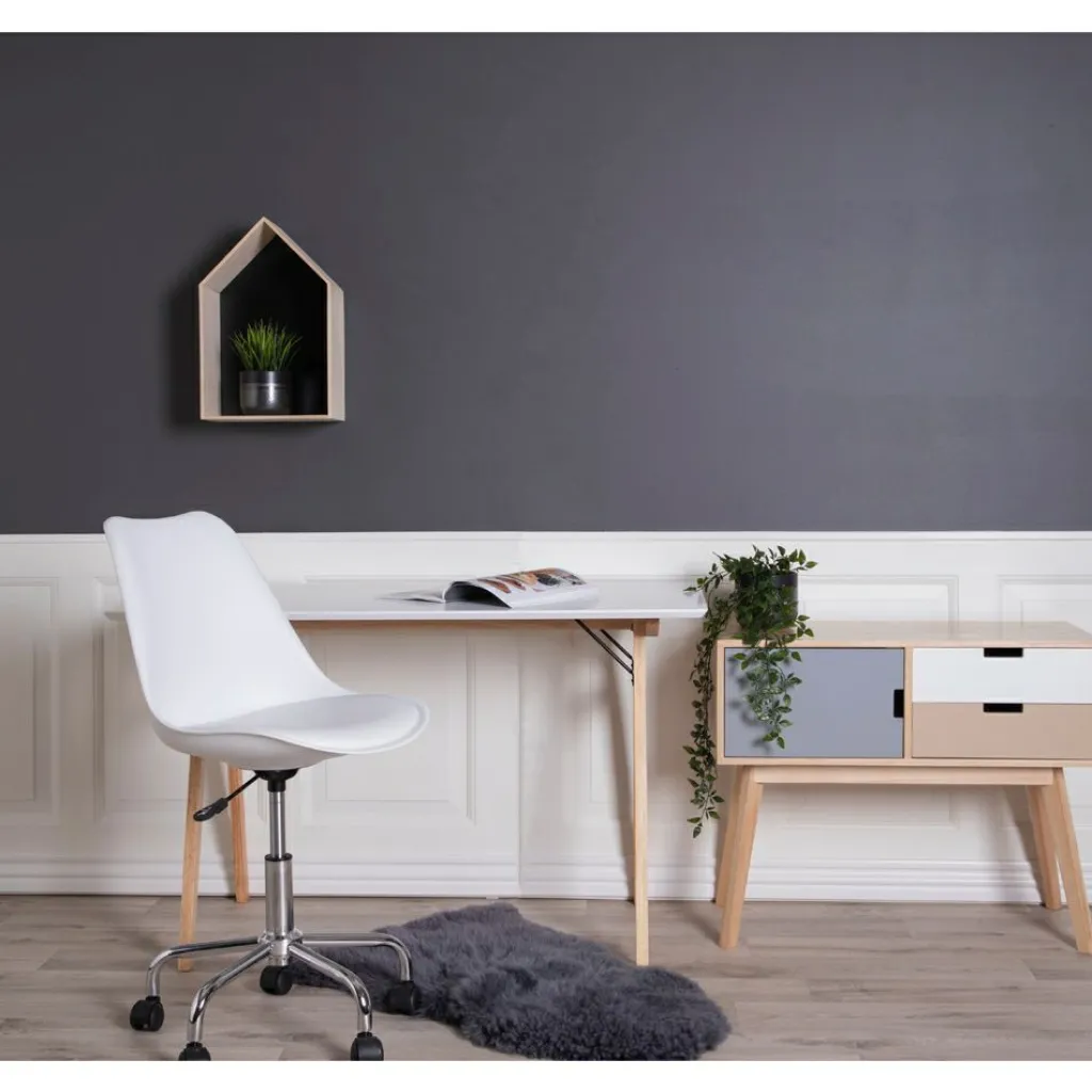 House Nordic Bureaux<Bureau VOJENS