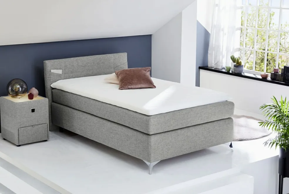 Lit boxspring NOLA