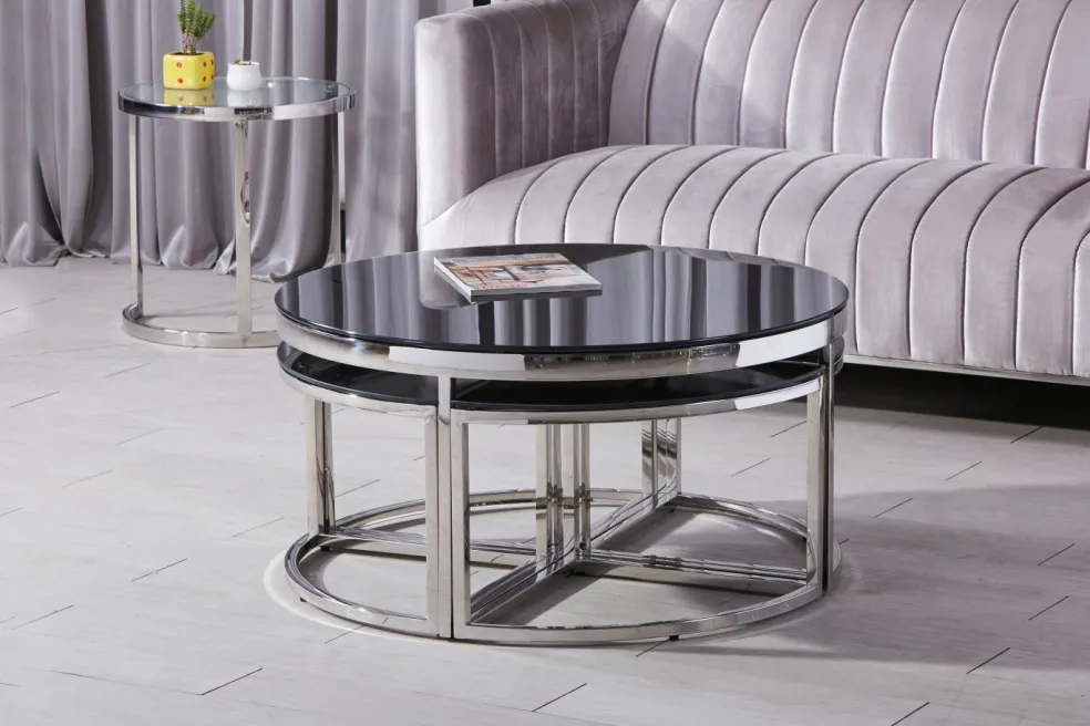 Lot de 5 tables basses C90