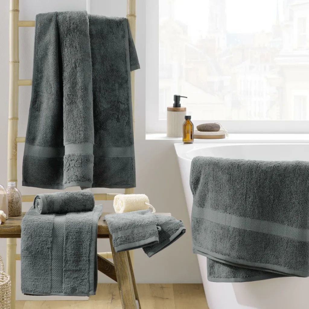 U10 Textiles De Salle De Bains<Serviette de douche UNI